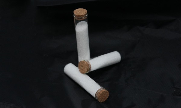 如何選擇優(yōu)質(zhì)的氧化鋯砂？