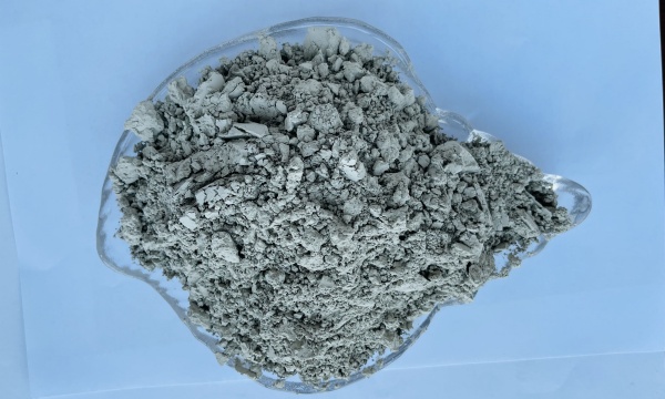 綠碳化硅微粉如何優(yōu)化電子封裝技術(shù)？